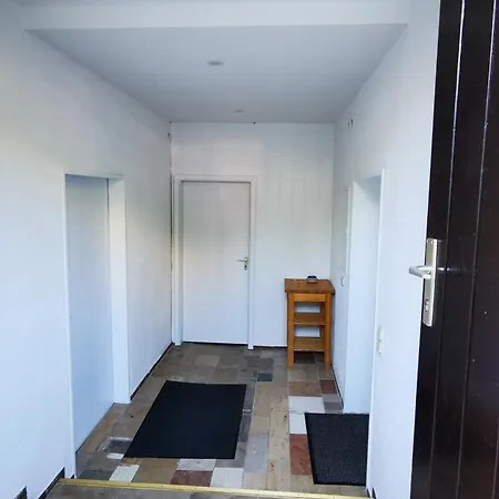Gemuetliches Souterrain In Διαμέρισμα *