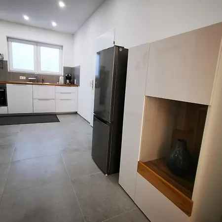 דירה Gemuetliches Souterrain In לנגנרגן