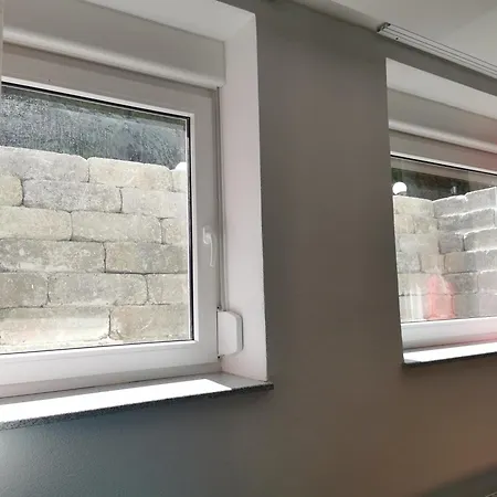 Gemuetliches Souterrain In דירה