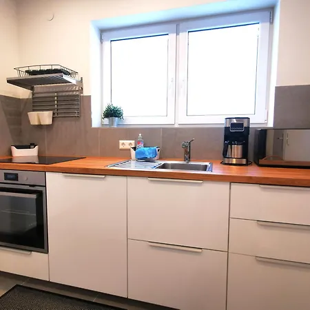 Gemuetliches Souterrain In 아파트 랑게나르겐